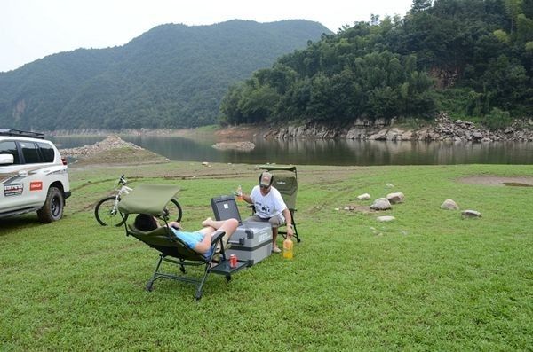 秒殺瑞士軍刀！中國“工兵鏟”霸道走紅世界！