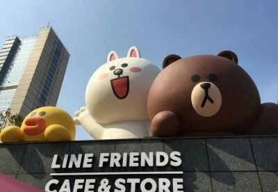 LINE FRIENDS大撤退，表情包IP的“老本”可不好啃